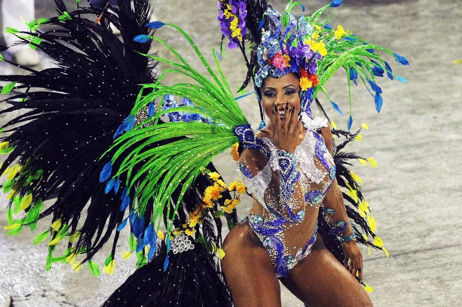 Desfile da escola de samba Paraíso do Tuiuti, no Sambódromo da Marquês de Sapucaí, no Rio de Janeiro (RJ) - 26/02/2017