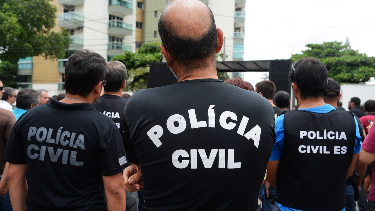 Protesto de policiais civis em apoio à greve dos policiais militares em Vitória (ES) - 08/02/2017