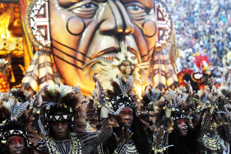 Desfile da escola de samba  Beija-Flor de Nilópolis no Sambódromo da Marquês de Sapucaí, no Rio de Janeiro (RJ) - 27/02/2017