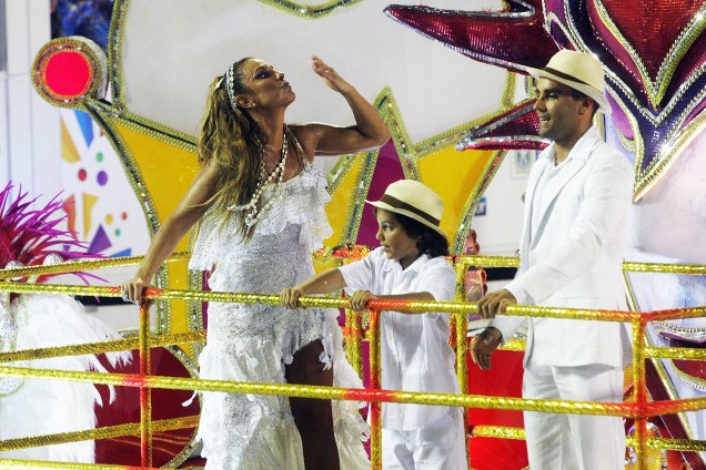 A cantora Ivete Sangalo é a homenageada no desfile da Acadêmicos do Grande Rio, na Marquês de Sapucaí - 26/02/2017