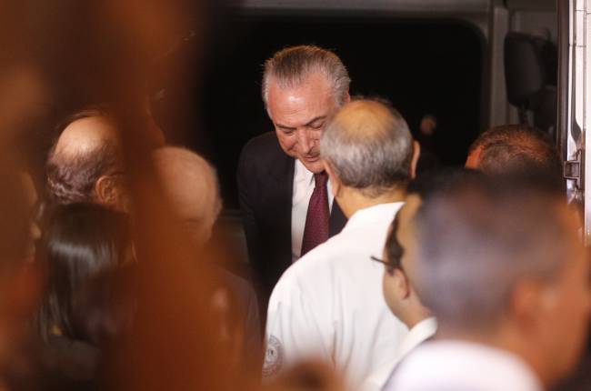 O presidente Michel Temer chega ao hospital Sírio Libanês - Movimentação em frente ao hospital Sírio Libanês, em São Paulo, onde estava internada a ex-primeira-dama Marisa Letícia Lula da Silva