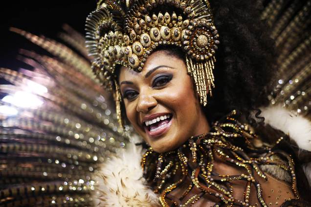 A rainha de bateria da Vai-Vai, Camila Silva, durante o segundo dia dos desfiles das escolas de samba, no Sambódromo do Anhembi, em São Paulo (SP) - 26/02/2017 A rainha de bateria da Vai-Vai, Camila Silva, durante o segundo dia dos desfiles das escolas de samba, no Sambódromo do Anhembi, em São Paulo (SP) - 26/02/2017