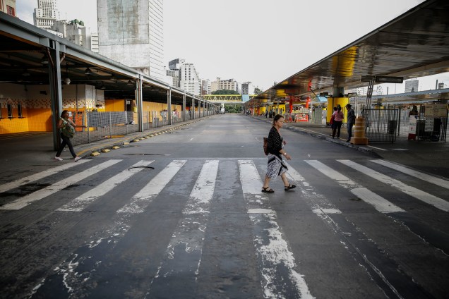 Paralisação afeta o Terminal Bandeira, no centro da cidade de São Paulo. Protestos contra a reforma trabalhista e  da Previdência paralisam o sistema de transporte público de São Paulo - 15/03/2017