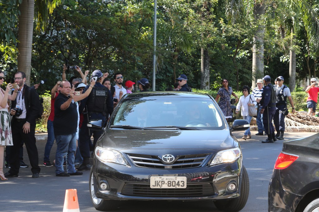 Lula chega para depor na Justiça Federal em Brasília