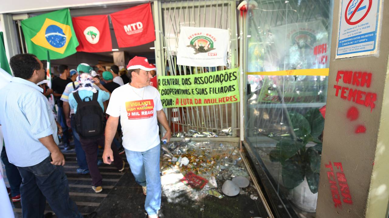 Protestos contra as reformas trabalhista e da previdência