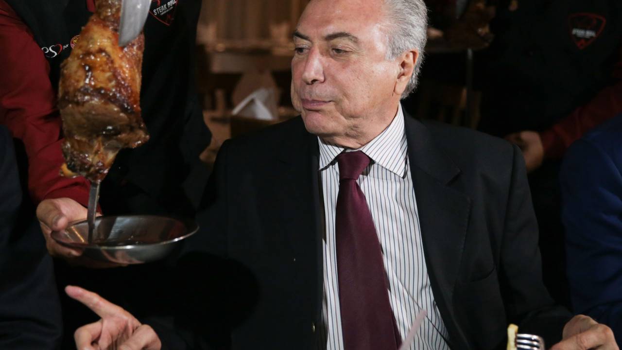 Michel Temer na churrascaria