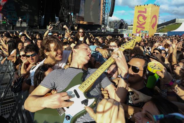 Show do Cage the Elephant levanta o público na 6ª edição do Lollapalooza Show do Cage the Elephant levanta o público na 6ª edição do Lollapalooza