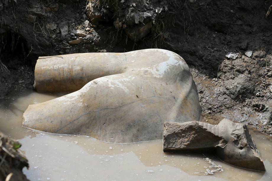 Estátua do faraó Ramsés II, que governou o Egito há mais de 3.000 anos, na região de Matariya, no Cairo - 09/03/2017