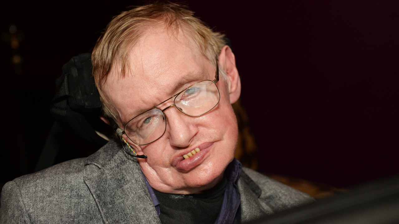 Stephen Hawking, físico inglês, morreu nesta quinta