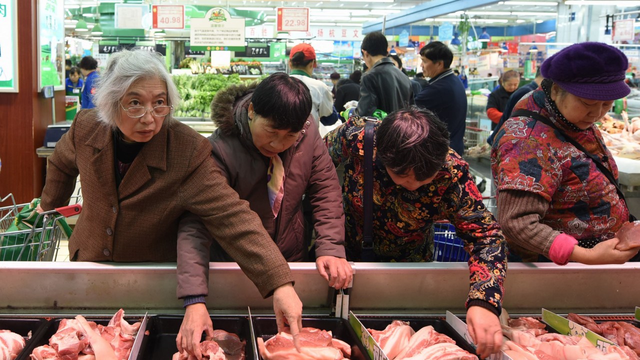 Supermercados chineses retiram carne brasileira das prateleiras