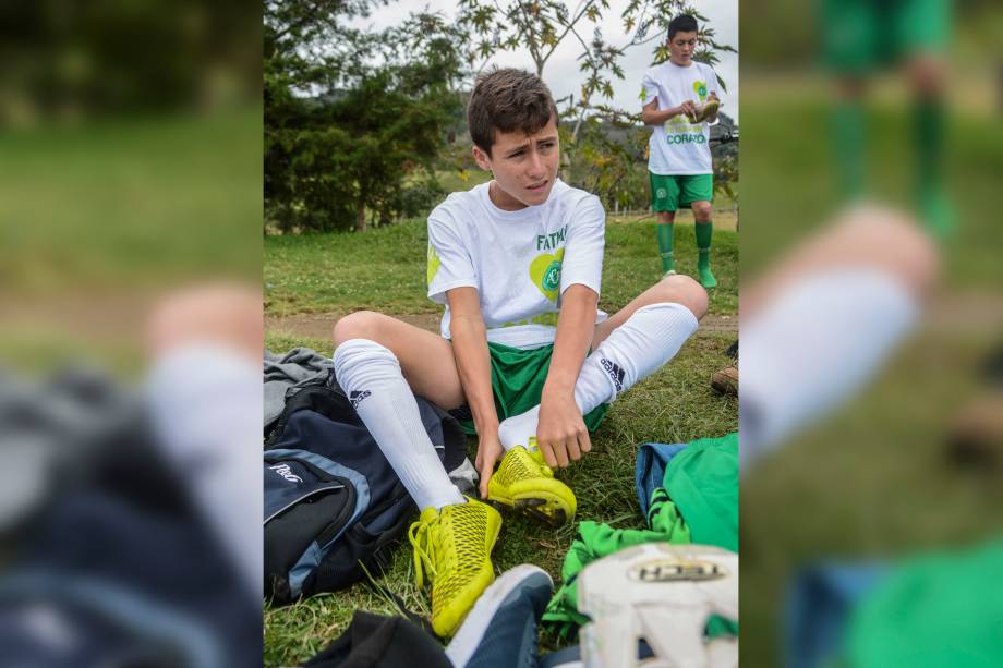 O 'anjo da Chapecoense' em ação em um torneio na Colômbia