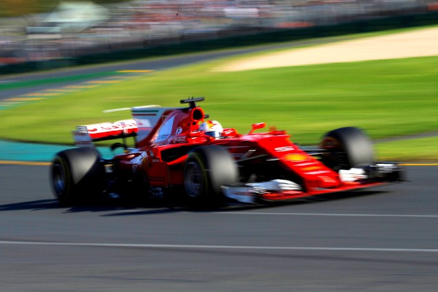Sebastian Vettel, da Ferrari, durante o GP da Austrália que aconteceu hoje pela manhã. Ele foi o grande vencedor da corrida de hoje, conquistando a 1ª posição no pódio