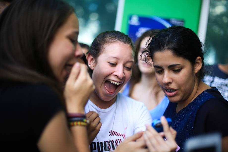 <span>Comoção geral quando os acampantes descobrem que Justin Bieber atendeu os fãs no Rio de Janeiro </span><span> - 29/03/2017</span>