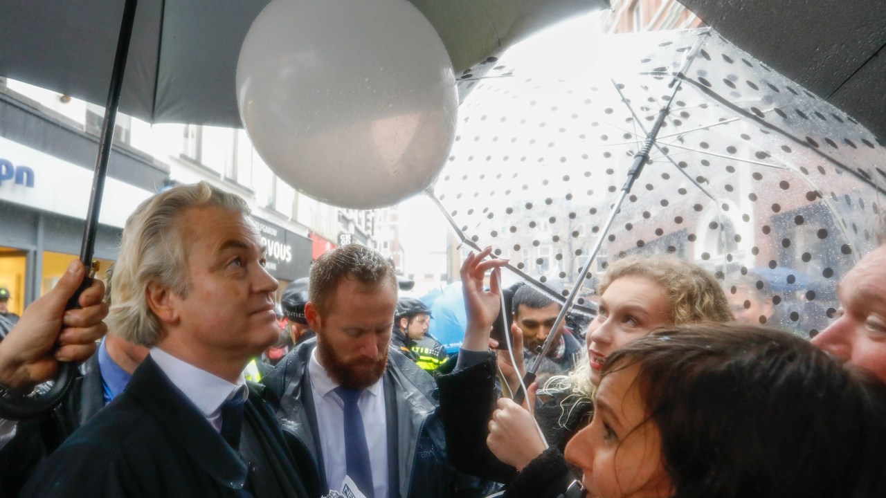 O candidato de extrema-direita holandês Geert Wilders, o Partido da Liberdade, PVV em ato de campanha na cidade de Breda, Holanda, no dia 8 de março