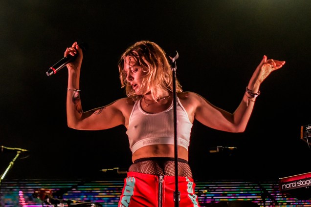 A sueca Tove Lo se apresenta no primeiro dia do Lollapalooza 2017