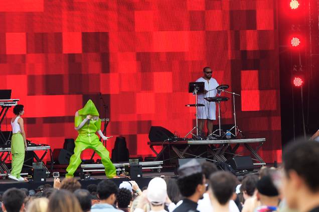 Jaloo abre o palco AXE da 6ª edição do Lollapalooza no autódromo de Interlagos Jaloo abre o palco AXE da 6ª edição do Lollapalooza no autódromo de Interlagos
