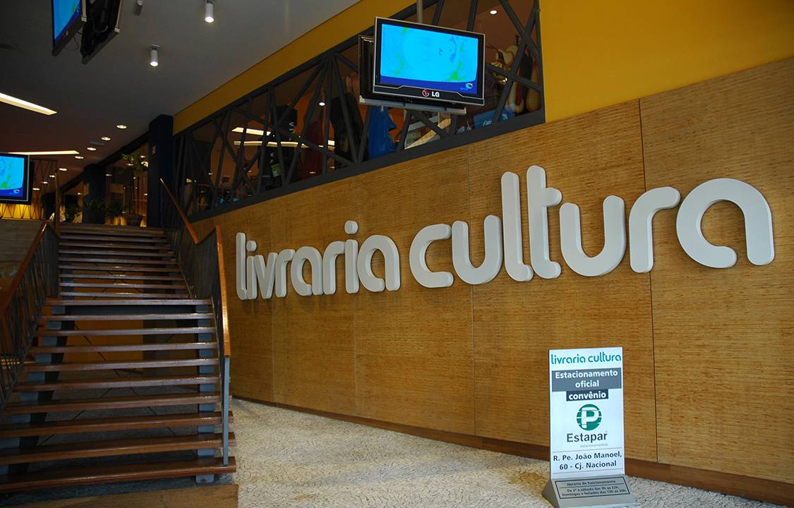 Livraria Cultura compra Fnac