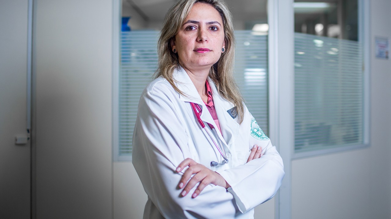 Médica Ludmila Hajjar
