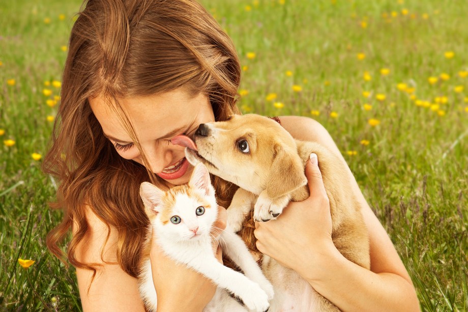 Ter um animal de estimação, em comparação com não ter nenhum, traz benefícios físicos e mentais