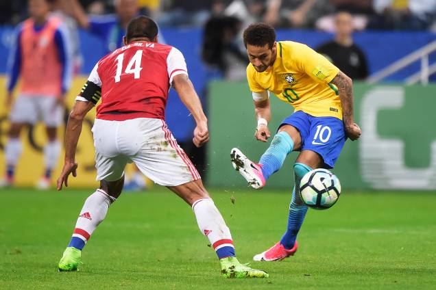 Neymar durante partida entre Brasil e Paraguai válida pela 14ª rodada das Eliminatórias da Copa do Mundo Rússia 2018, na Arena Itaquera, em São Paulo - 28/03/2017 Neymar durante partida entre Brasil e Paraguai válida pela 14ª rodada das Eliminatórias da Copa do Mundo Rússia 2018, na Arena Itaquera, em São Paulo - 28/03/2017