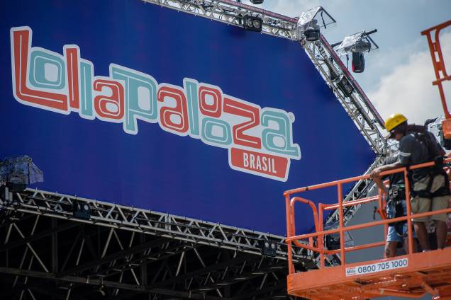 Últimos preparativos para o Lollapalooza 2017 no autódromo de Interlagos, Zona Sul de São Paulo Últimos preparativos para o Lollapalooza 2017 no autódromo de Interlagos, Zona Sul de São Paulo