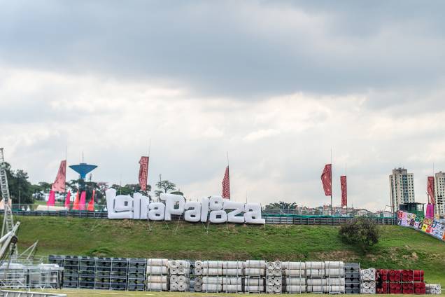 Últimos preparativos para o Lollapalooza 2017 no autódromo de Interlagos, Zona Sul de São Paulo Últimos preparativos para o Lollapalooza 2017 no autódromo de Interlagos, Zona Sul de São Paulo