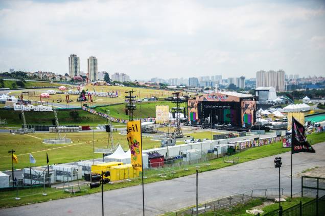 Últimos preparativos para o Lollapalooza 2017 no autódromo de Interlagos, Zona Sul de São Paulo Últimos preparativos para o Lollapalooza 2017 no autódromo de Interlagos, Zona Sul de São Paulo
