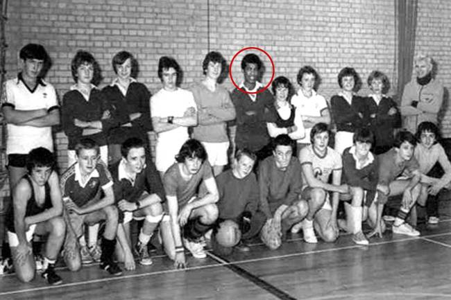 O terrorista Khalid Masood em sua época de colégio na Huntleys Secondary School for Boys na Inglaterra