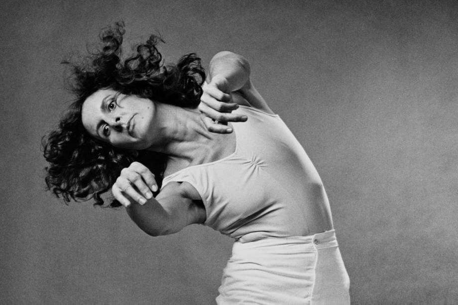 Coreografia de Trisha Brown "Set And Reset"