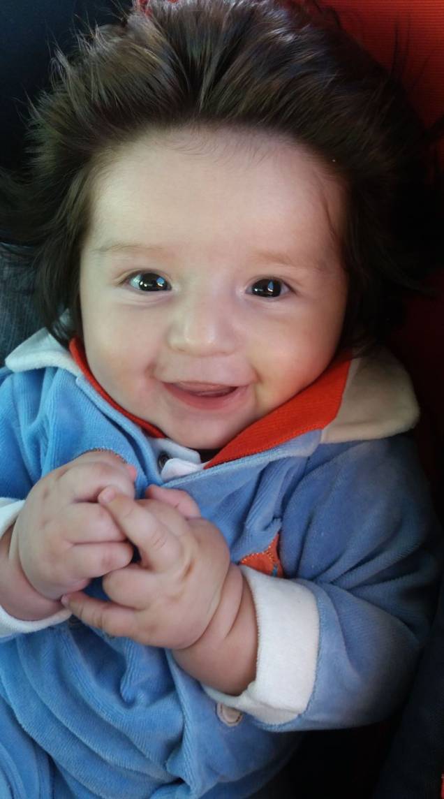 <span>O bebê Heitor Rodrigues Oliveira encantou a internet com sua cabeleira</span>