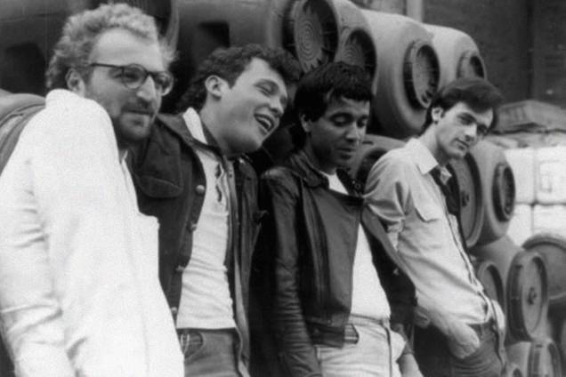 Kid Vinil, o primeiro à esquerda, na banda Magazine, que fez sucesso nos anos 80