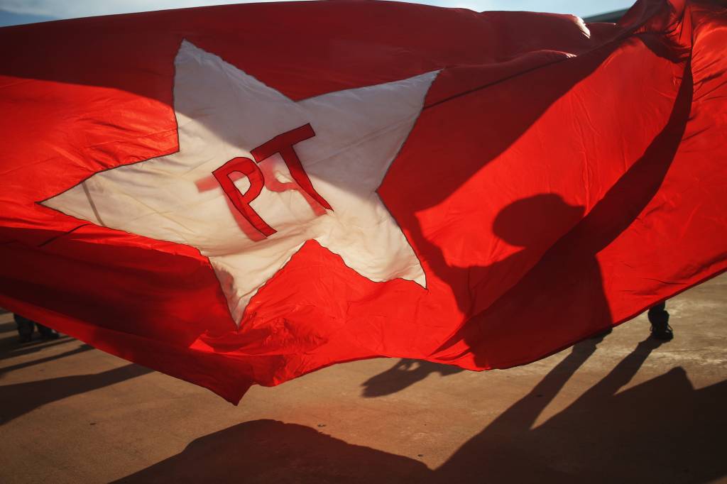 TSE reprova contas e manda PT devolver R$ 5,6 milhões à União