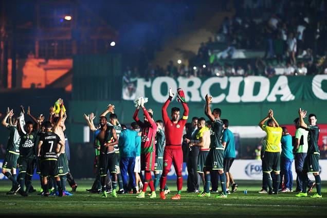 Chapecoense vence Atlético Nacional em noite de emoção e homenagens - 04/04/2017 Chapecoense vence Atlético Nacional em noite de emoção e homenagens - 04/04/2017