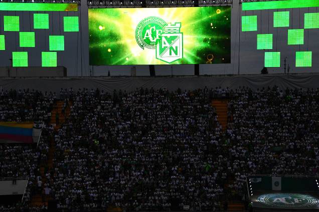 Cerimônia de homenagem feita antes de Chapecoense x Atlético Nacional, na Arena Condá, em Chapecó Cerimônia de homenagem feita antes de Chapecoense x Atlético Nacional, na Arena Condá, em Chapecó