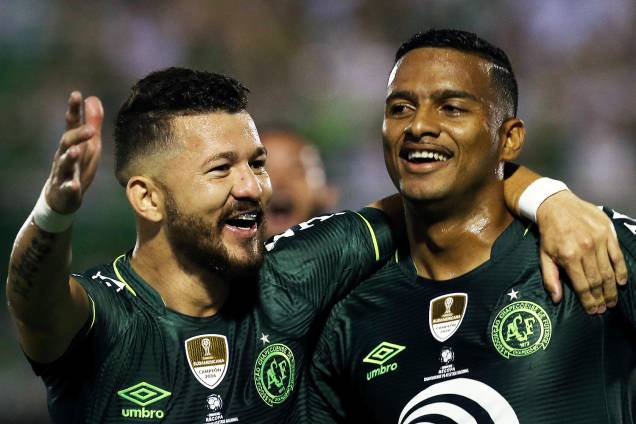 <span>O jogador Reinaldo comemora gol durante a partida entre Chapecoense e Atlético Nacional, válida pela Recopa Sul-Americana</span> <span>O jogador Reinaldo comemora gol durante a partida entre Chapecoense e Atlético Nacional, válida pela Recopa Sul-Americana</span>