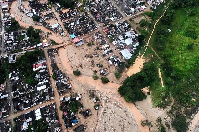 Vista aérea após fortes chuvas em Mocoa, no Sul da Colômbia - 02/04/2017