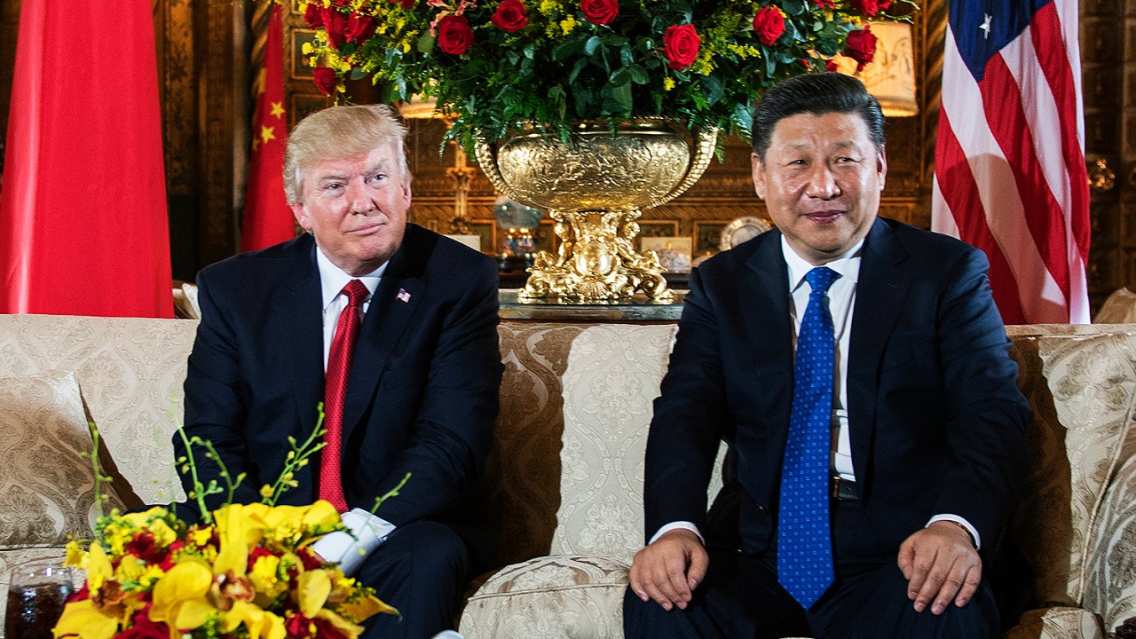 O presidente dos Estados Unidos, Donald Trump, recebeu nesta quinta-feira o presidente da China, Xi Jinping, na Flórida - 06/04/2017