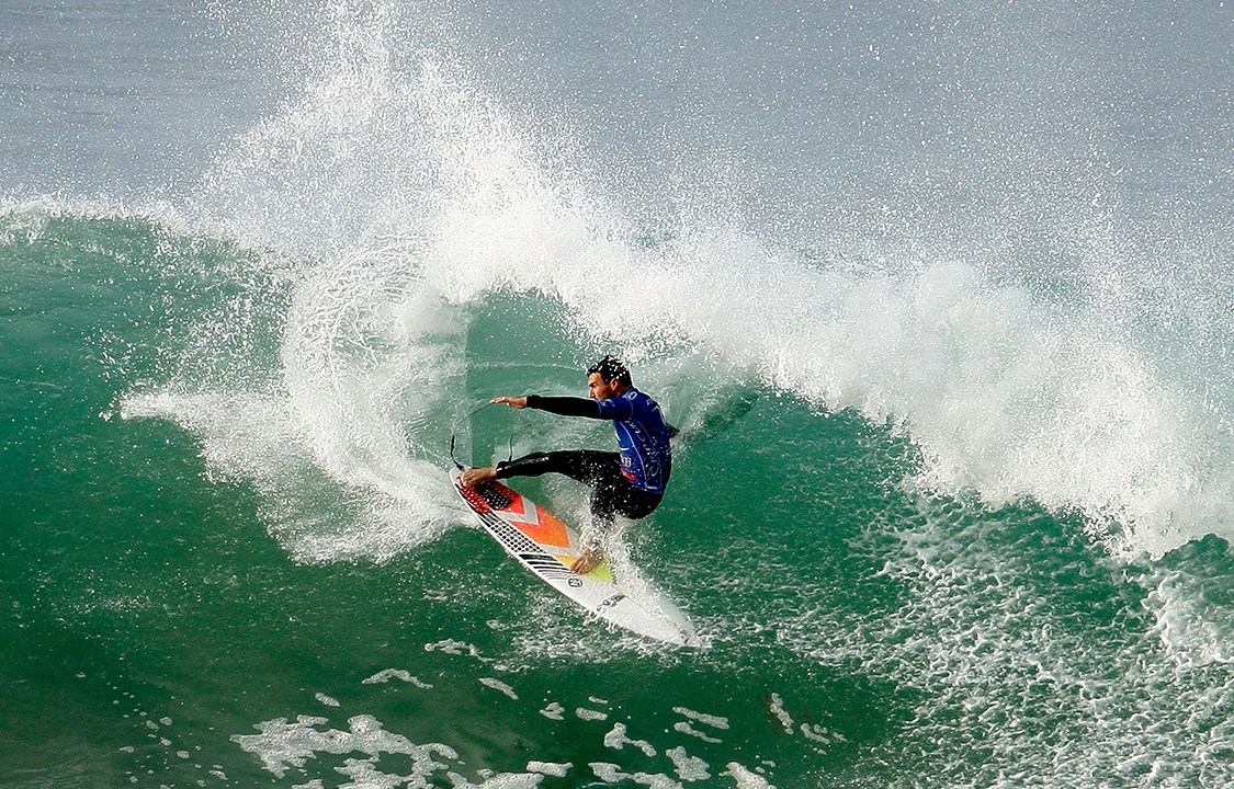 Joel Parkinson compete no mundial de surfe em Bells Beach, na Austrália