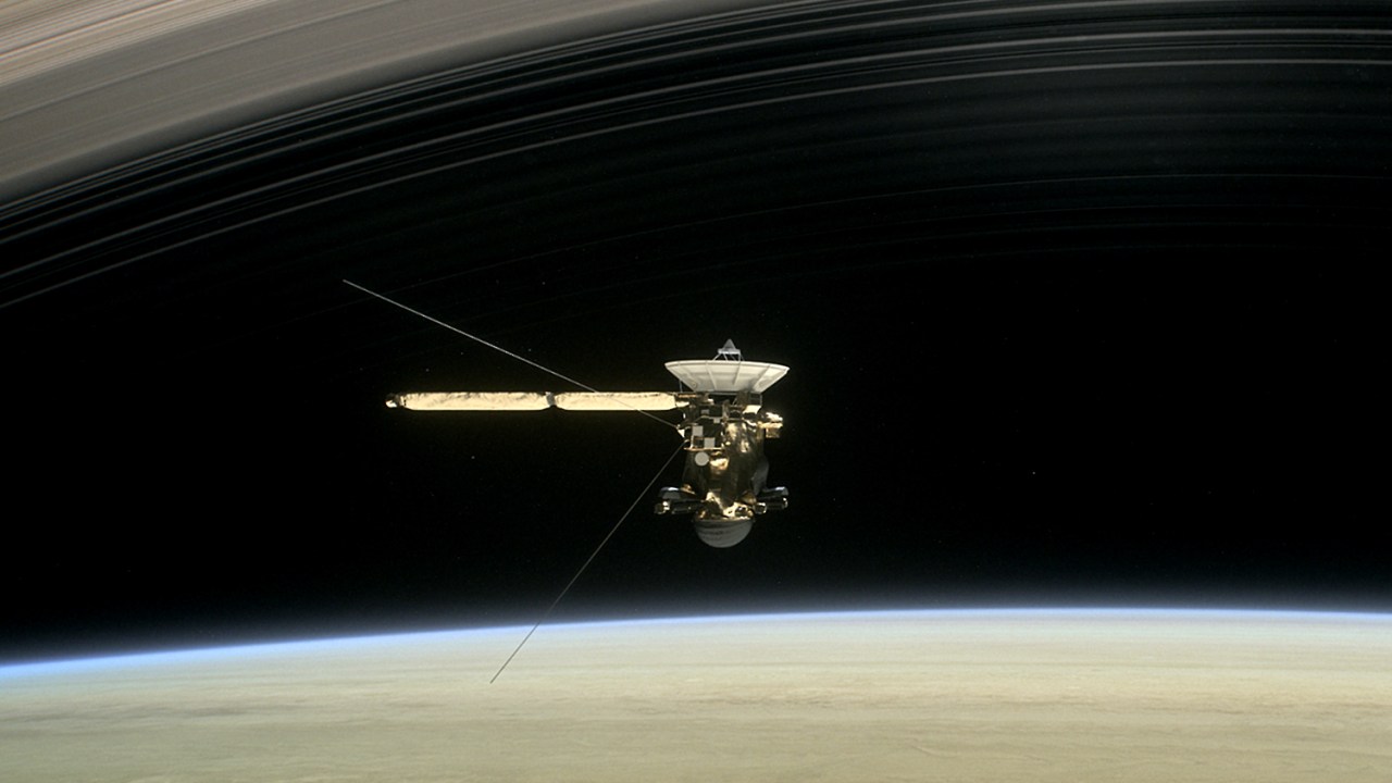 Ilustração da sonda Cassini chegando em Saturno