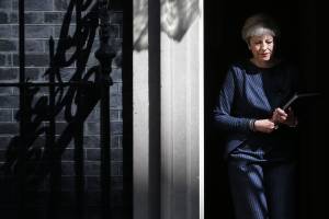 Theresa May anuncia antecipação das eleições em Londres