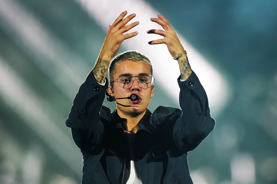 O cantor canadense Justin Bieber se apresenta no estádio Allianz Parque, na zona oeste da capital paulista