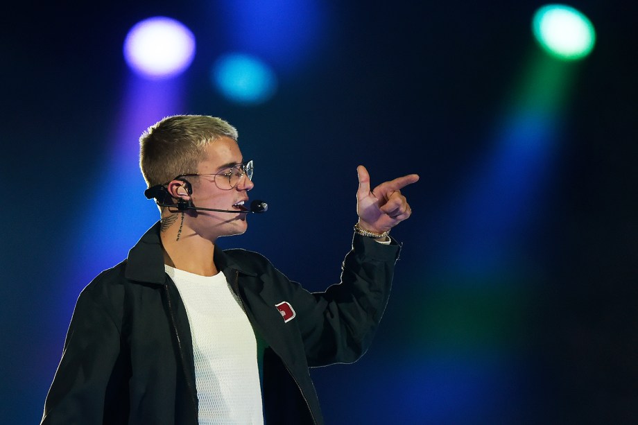 O cantor canadense Justin Bieber se apresenta no estádio Allianz Parque, na zona oeste da capital paulista - 01/04/201