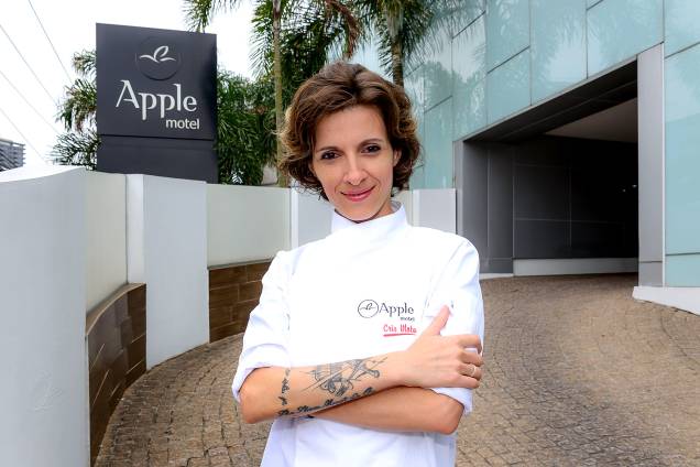 Cris Mota, vencedora do Hell's Kitchen, elaborou cardápio para o motel Apple Cris Mota, vencedora do Hell's Kitchen, elaborou cardápio para o motel Apple