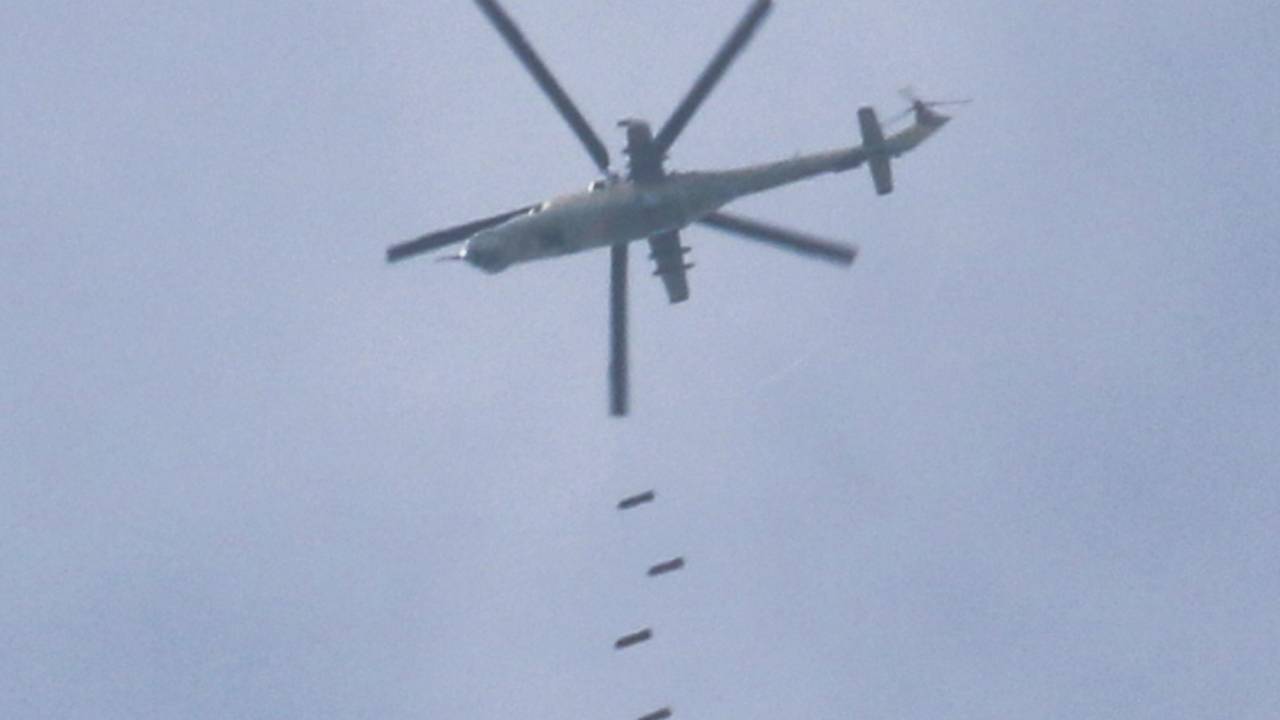 Ataque aéreo à cidade de Daraa na Síria