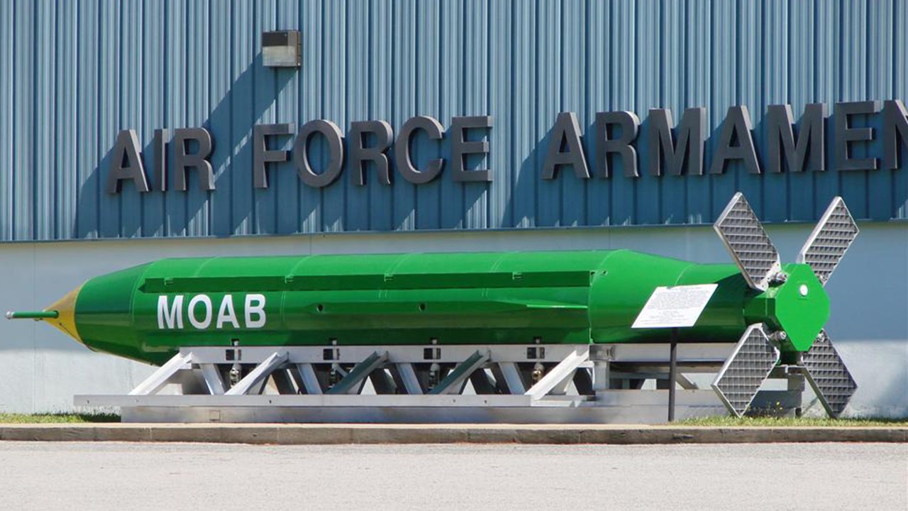A bomba GBU-43B usada no Afeganistão pelos EUA