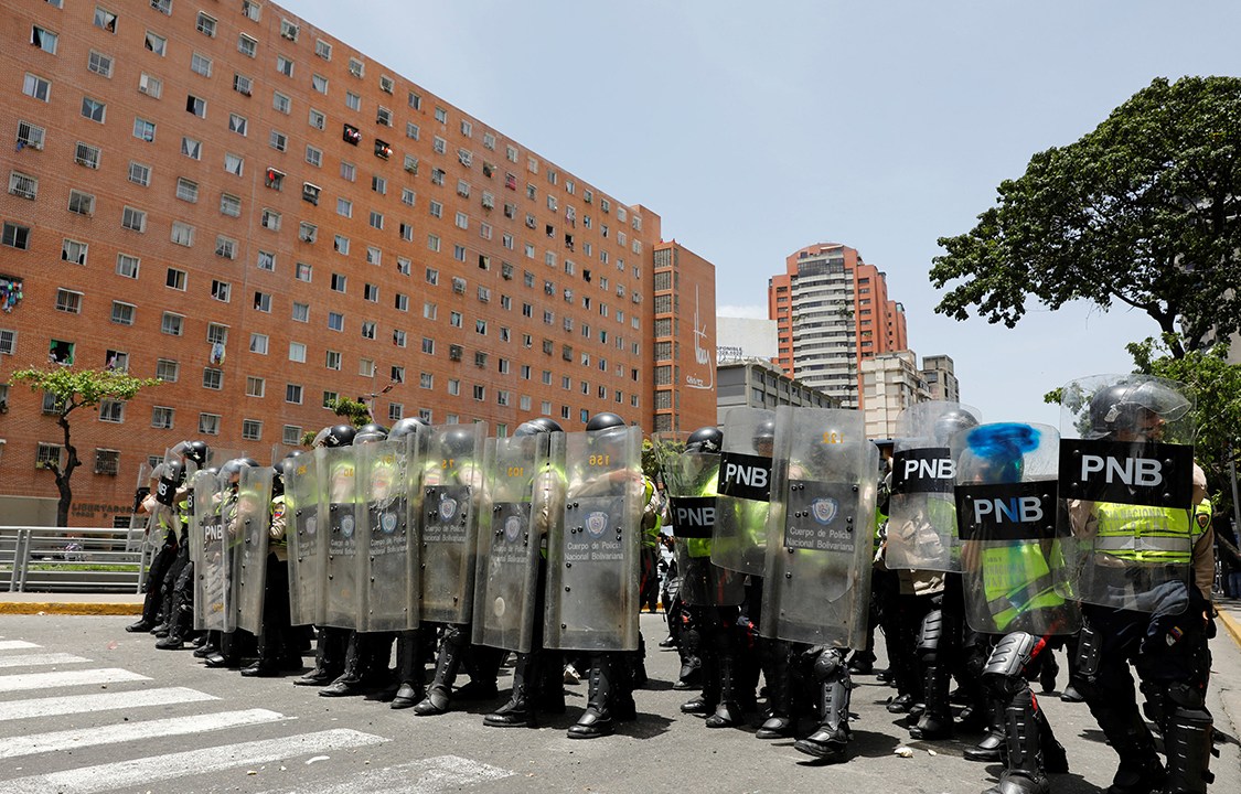 Polícia venezuelana reprime manifestações da oposição em Caracas
