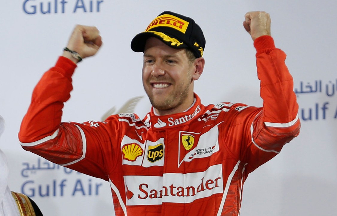 Piloto Sebastian Vettel comemora título no Gran Prix de Formula 1 em Sakhir, Barein