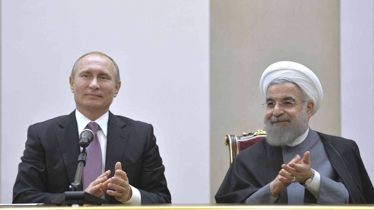 Vladimir Putin e Hassan Rouhani