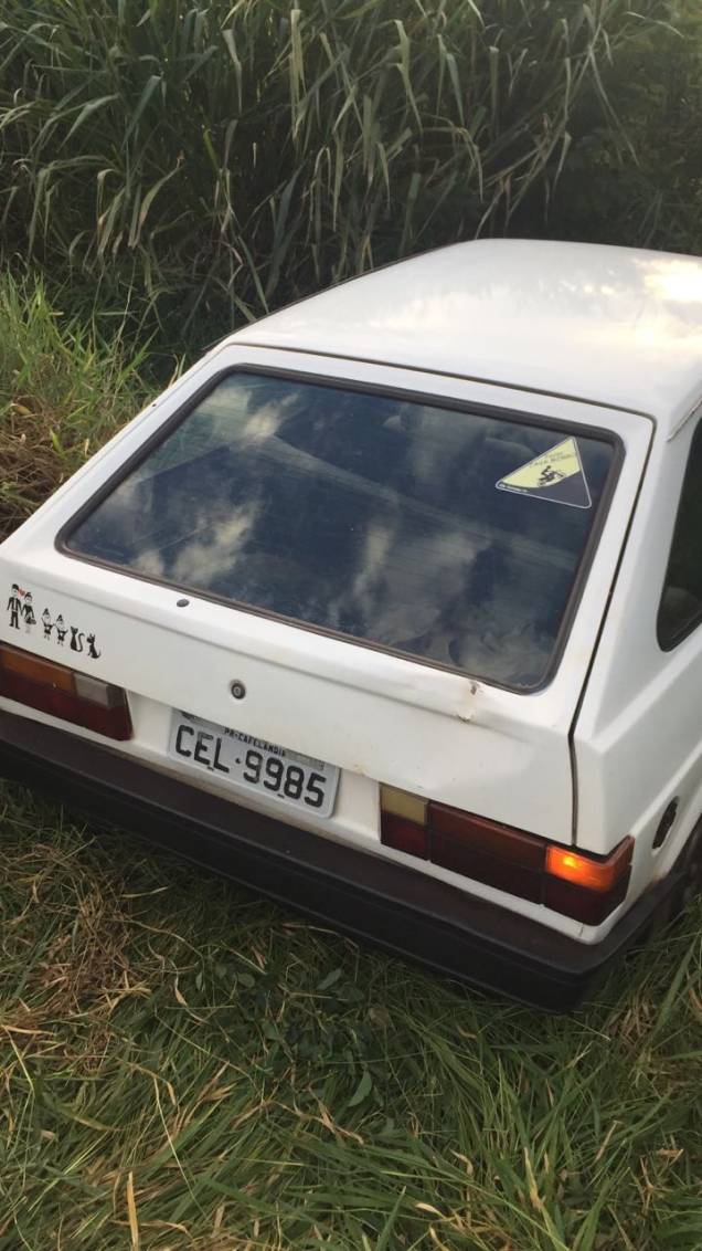 Carro abandonado por criminosos no assalto milionário em Ciudad del Este Carro abandonado por criminosos no assalto milionário em Ciudad del Este