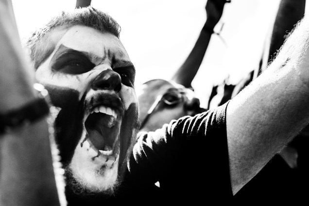 Fã durante a segunda edição do Maximus Festival São Paulo, no autódromo de Interlagos, zona sul da cidade e reúne as principais bandas nacionais e internacionais do cenário do rock mundial. Esta edição traz como atração principal a banda americana Linkin Park - 13/05/2017